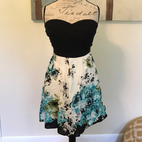 trixxi floral dress